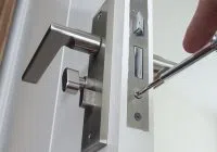 Master Locksmith Store Louisville, KY 502-324-4572 - lock-changing