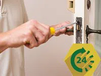 Master Locksmith Store Louisville, KY 502-324-4572 - service-side-emergency